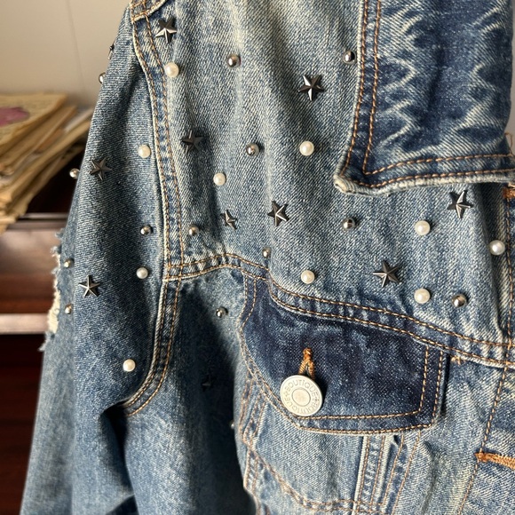 Boutique Jean jacket with star and pearl like studs, size 1X - Picture 2 of 6